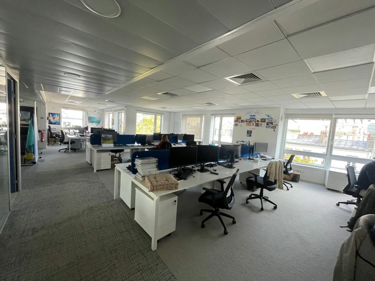 Bureau Paris 1223m² Location bureau Paris OLBUR2425334 1